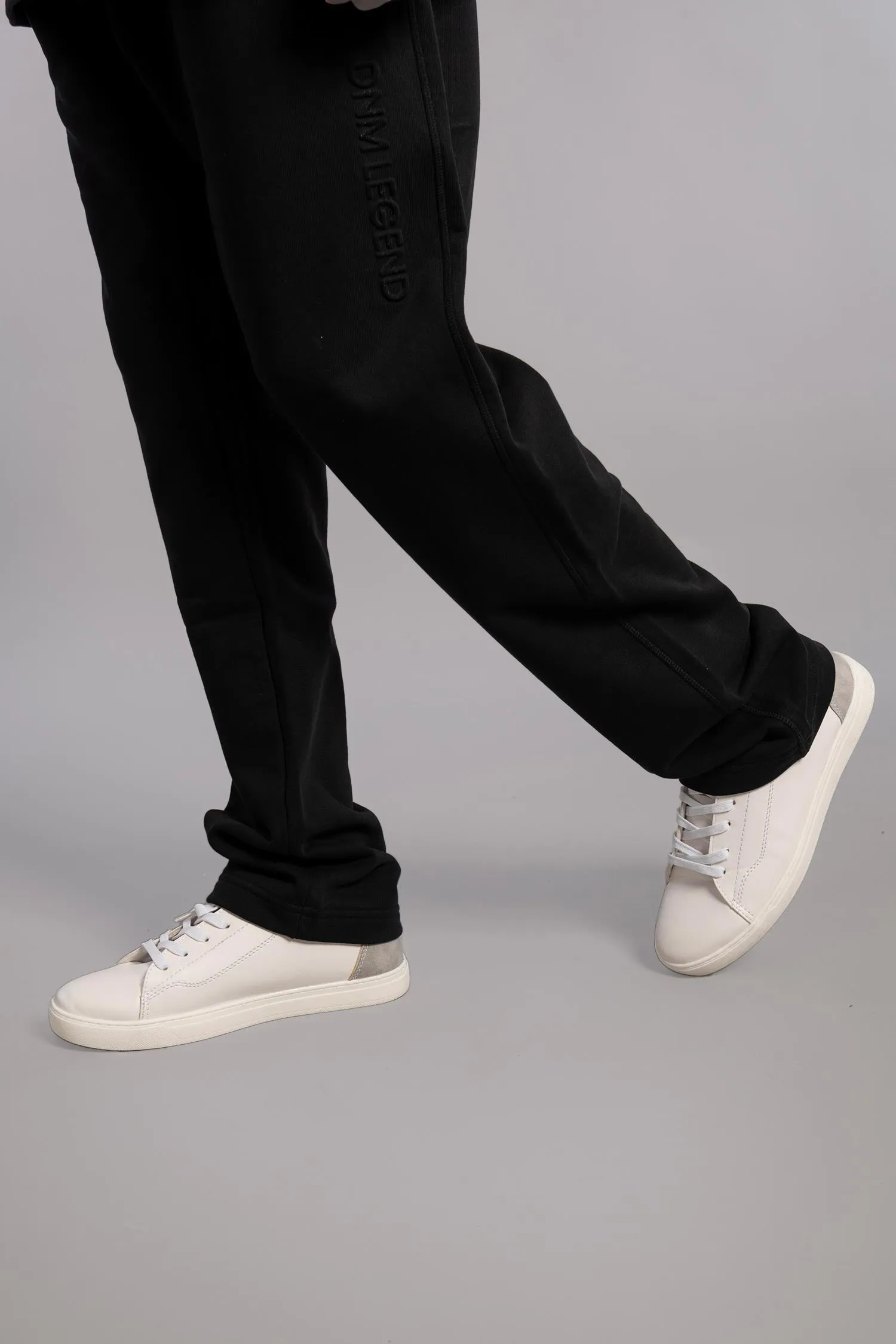 Casual Lace-Up Sneakers - Jorindo