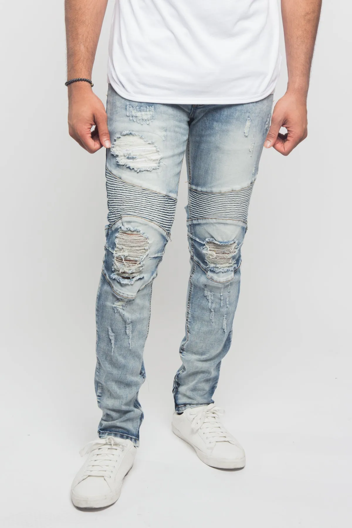 Distressed Scrunched Skinny Jeans