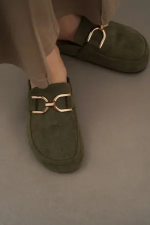 FAUX SUEDE CLOGS