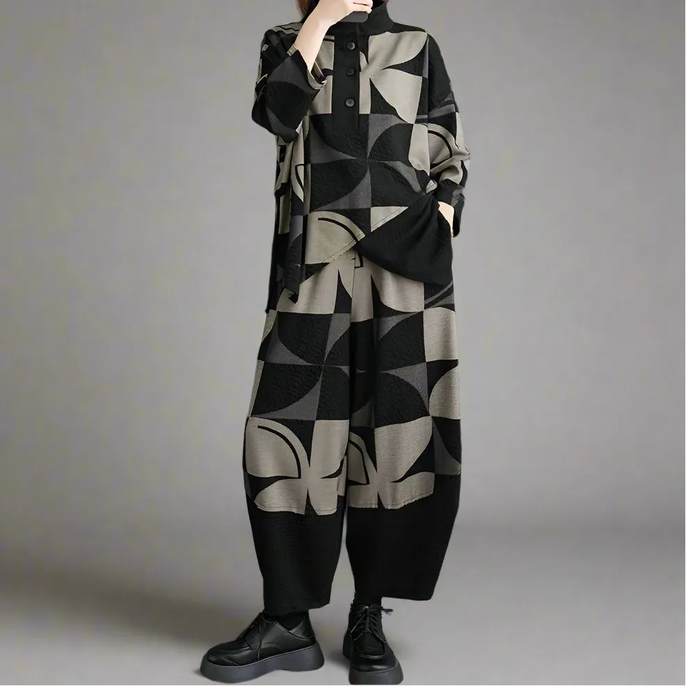 Oversized Geometric Print Two-Piece Set – Relaxed Fit Knit Lounge Wear