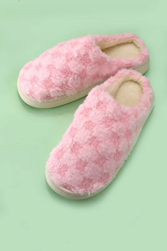 PLUSH CHECKER WARM COMFY COZY SLIPPERS