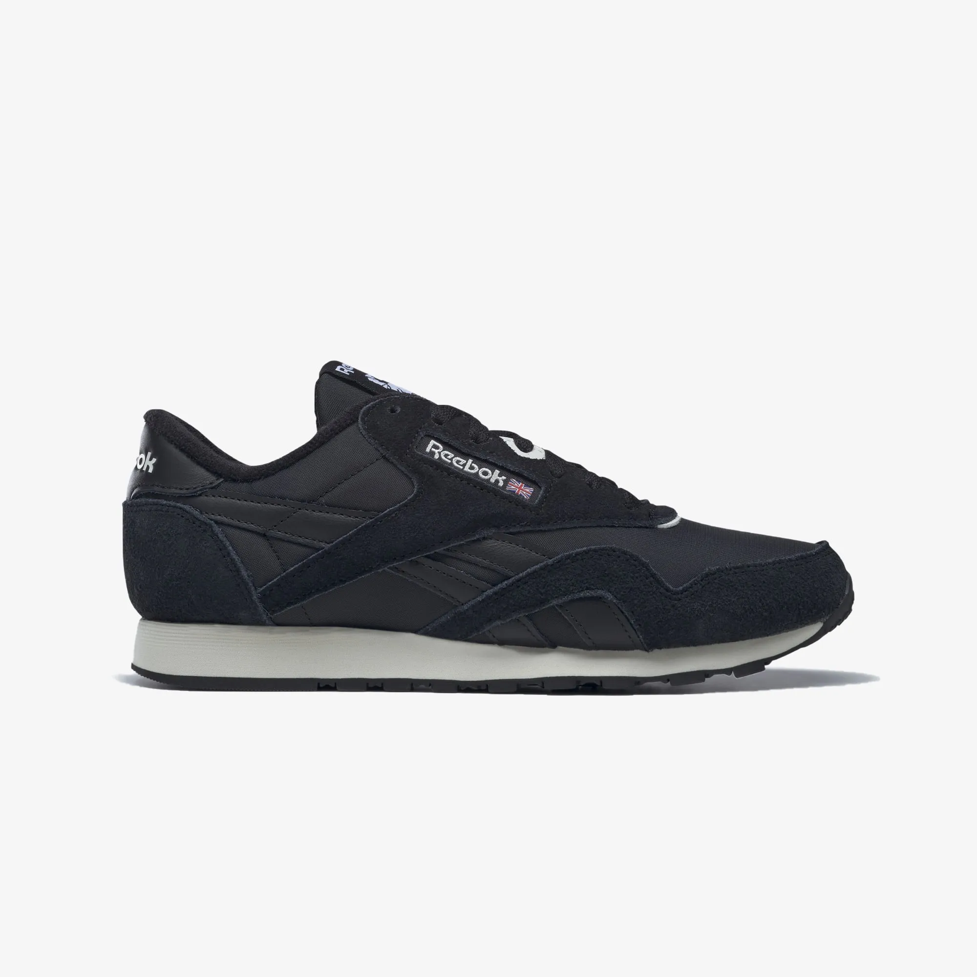 Reebok | CLASSIC NYLON  { CORE BLACK