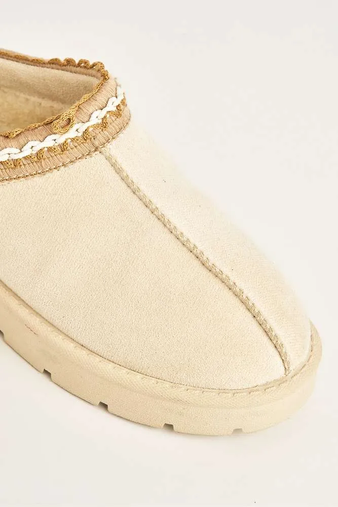 Sigrid Embroidered Faux Fur Lining Slippers in Cream