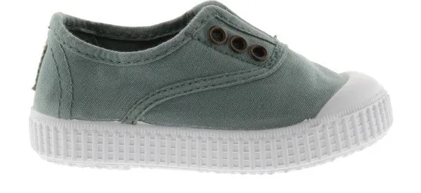 Victoria Boy's and Girl's Inglesa Slip-On Canvas Sneakers, Jade