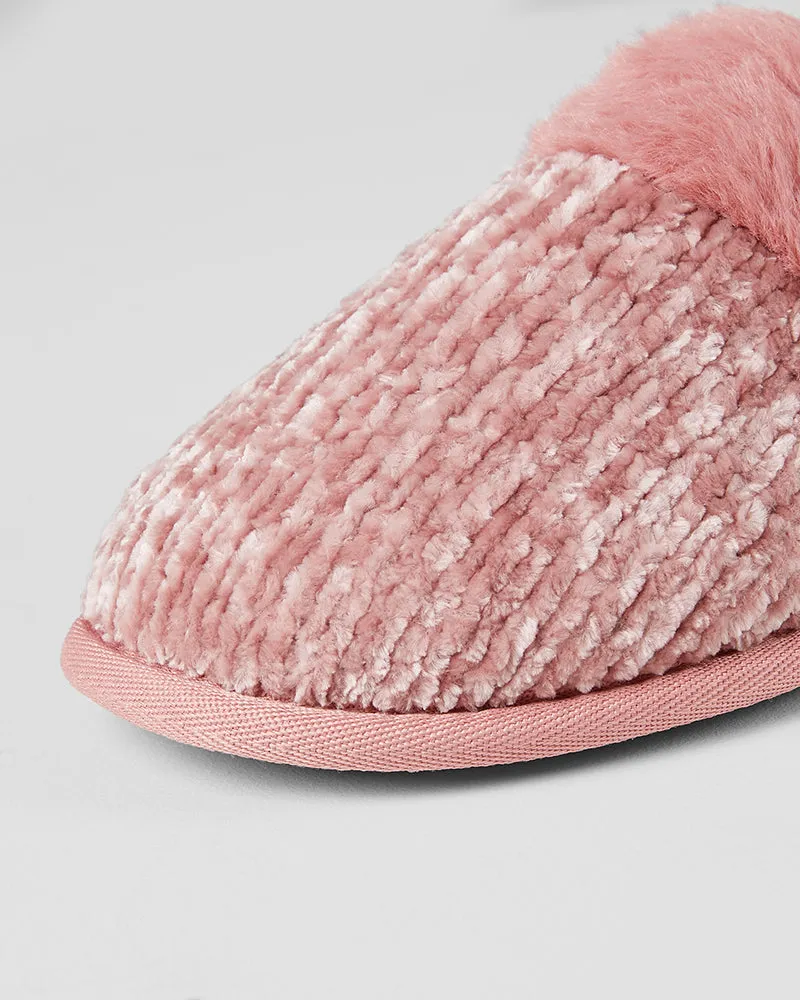 WOMEN'S COZY CHENILLE SLIPPERS